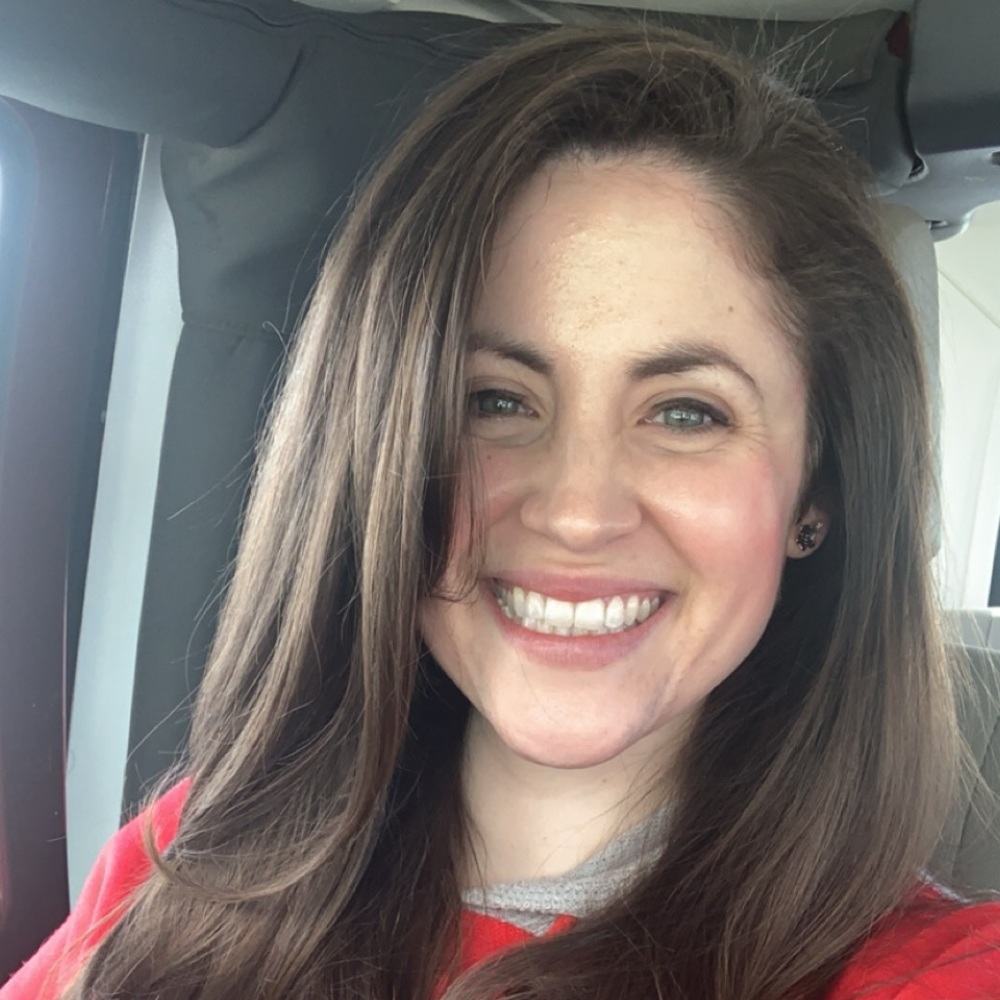 Meet your Posher, Caitlin